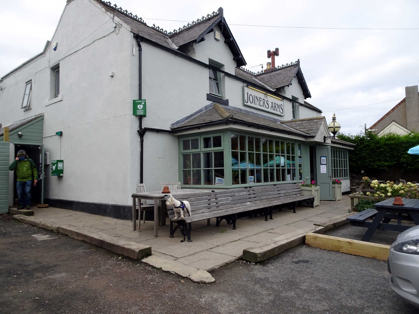 poppy the westie at the joiners arms