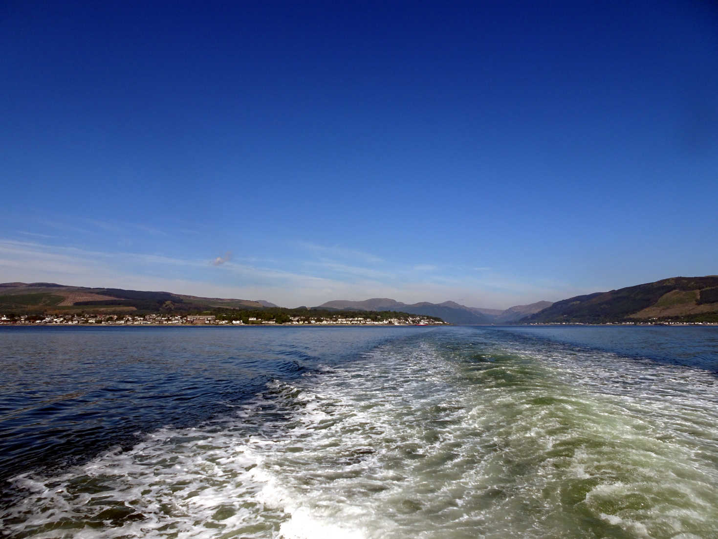 leaving Dunoon in the sunshine