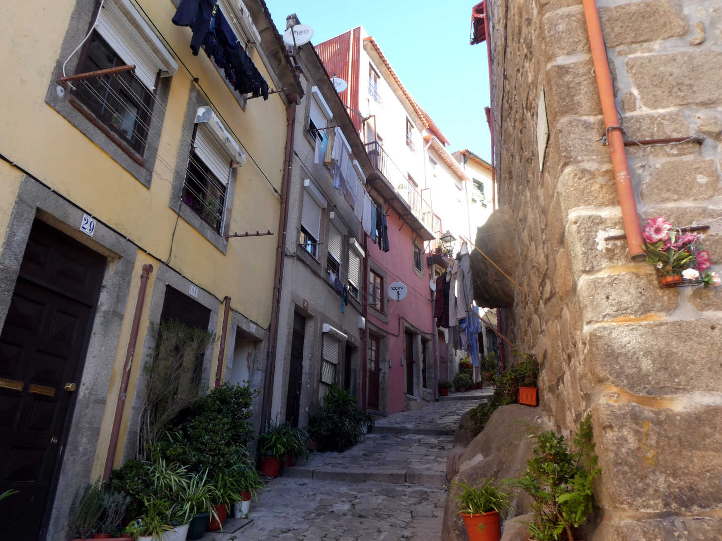 narrow street in porto