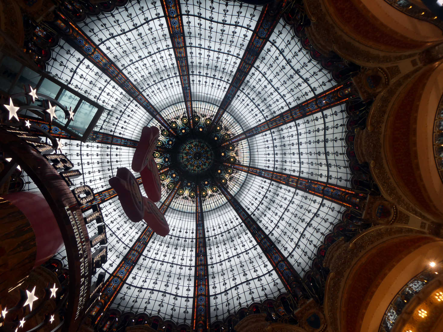 dome of Galeries Lafayette Haussmann