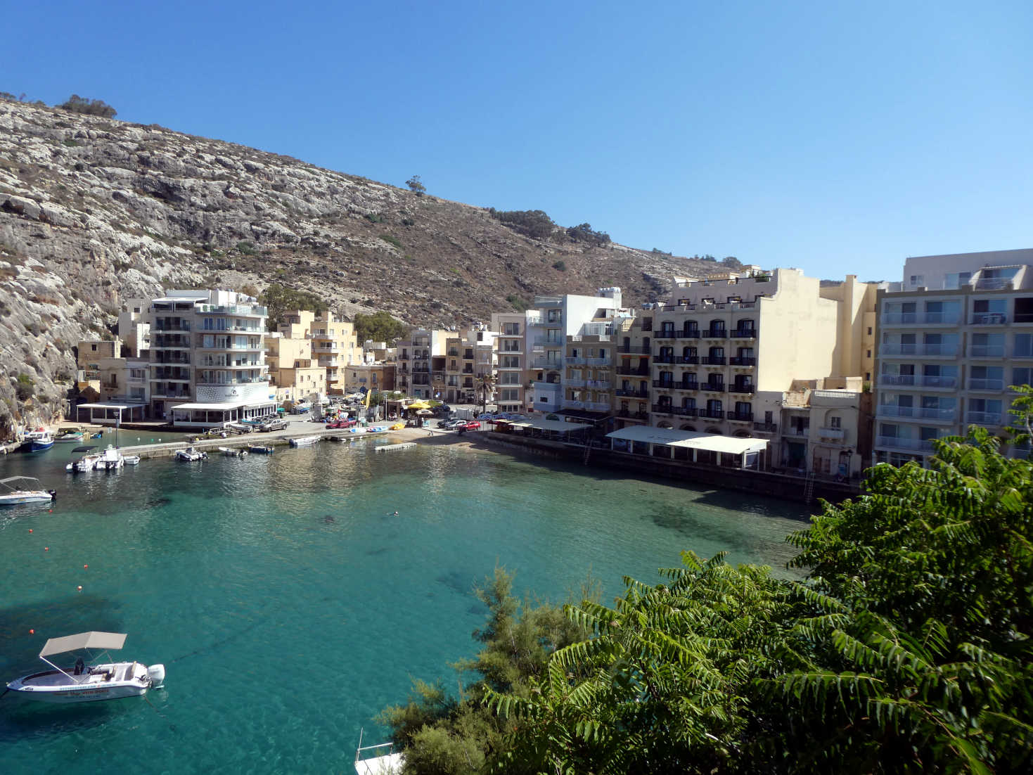Xlendi Bay