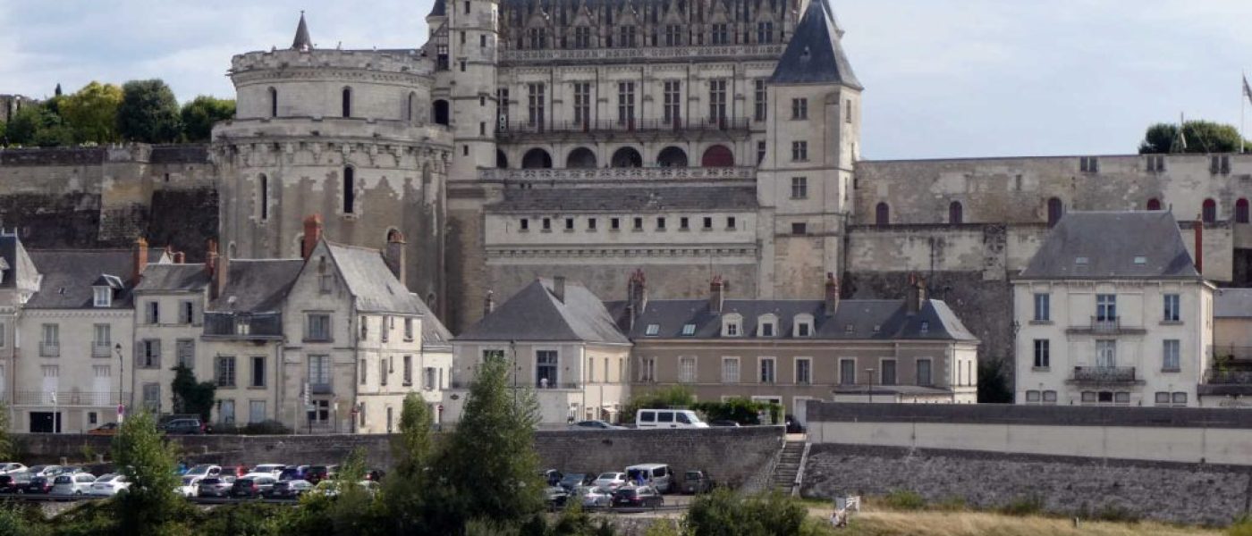 Poppy goes to Amboise